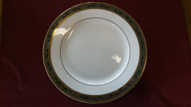 Rental store for PLATE, 10  WHITE W  GOLD BLK SILVER in Roanoke VA